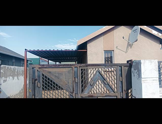 3 BEDROOM FREEHOLD FOR SALE IN WINDMILL PARK